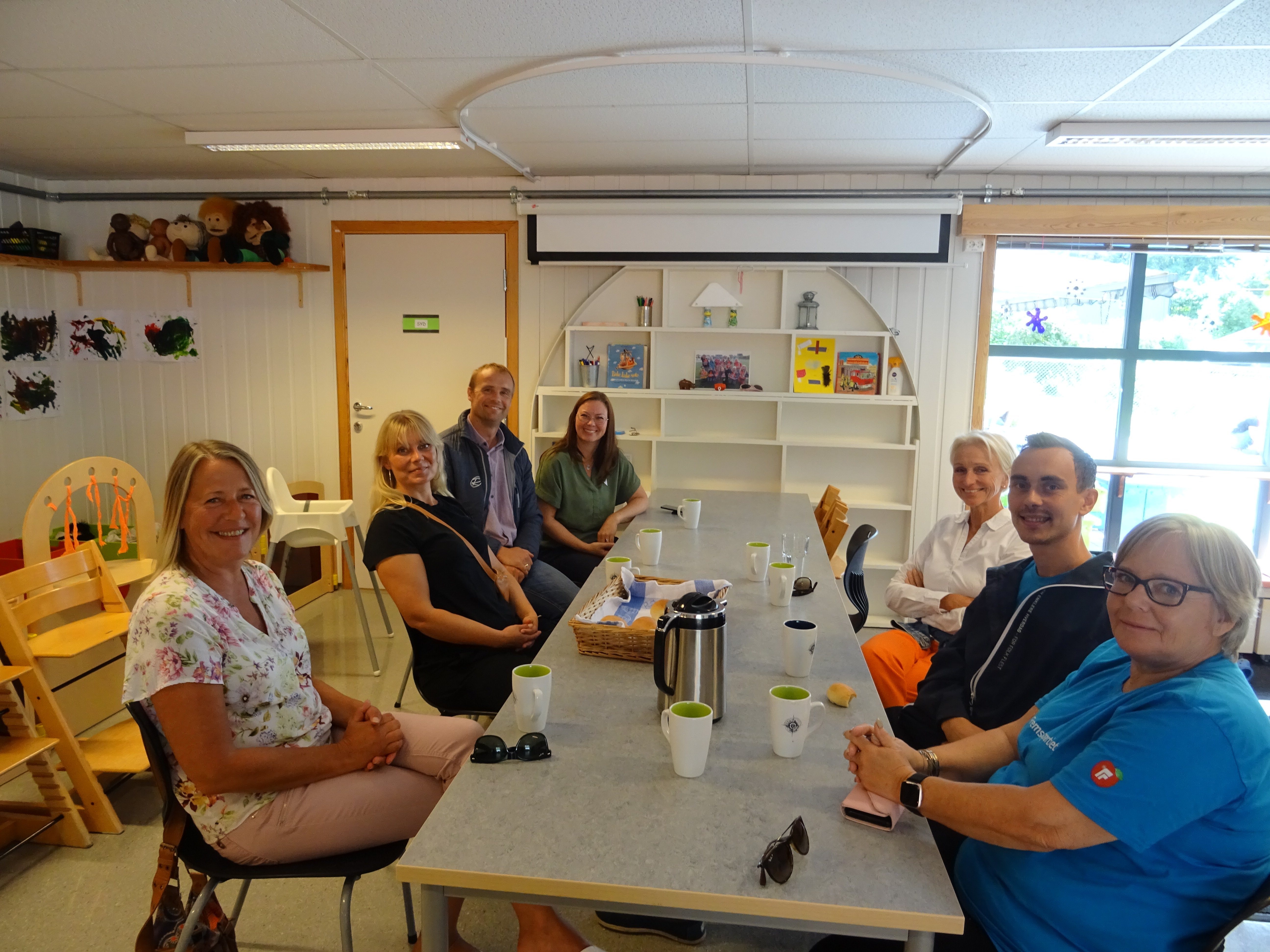 Mange partier benyttet anledningen til &aring; bes&oslash;ke Skrapeklev barnehage midt i en hektisk valgkamp og barnehageoppstart.